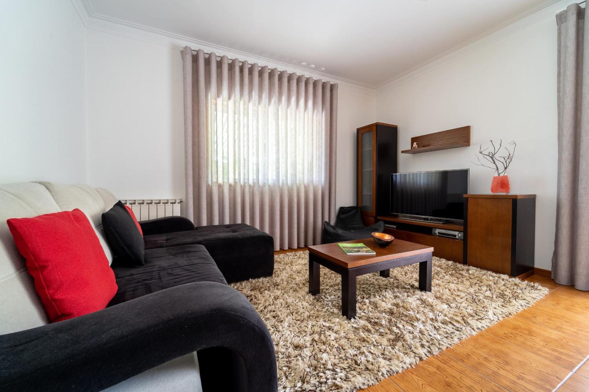 Gondomar Guimaraes - Moradia V3 Com Piscina Natural By House And People מראה חיצוני תמונה