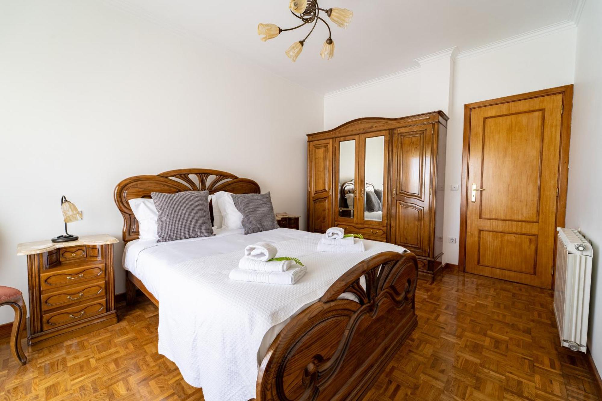 Gondomar Guimaraes - Moradia V3 Com Piscina Natural By House And People מראה חיצוני תמונה